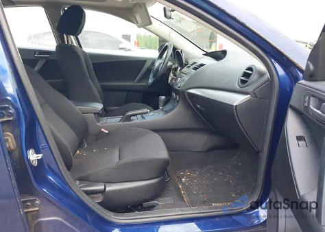 2013 Mazda Mazda3 I Touring z USA, uszkodzony, nr VIN JM1BL1V74D1767295